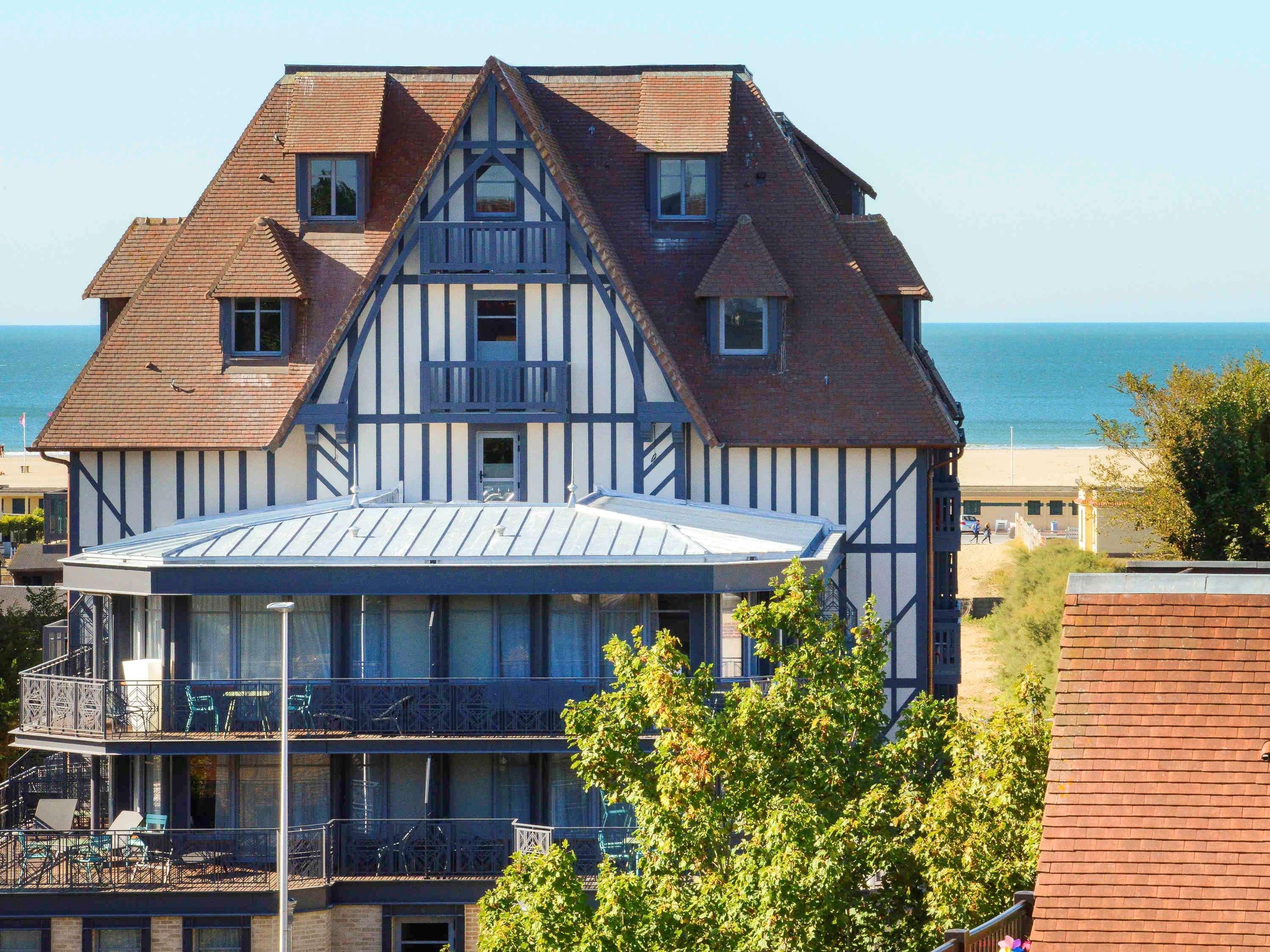 Novotel Deauville Plage Экстерьер фото